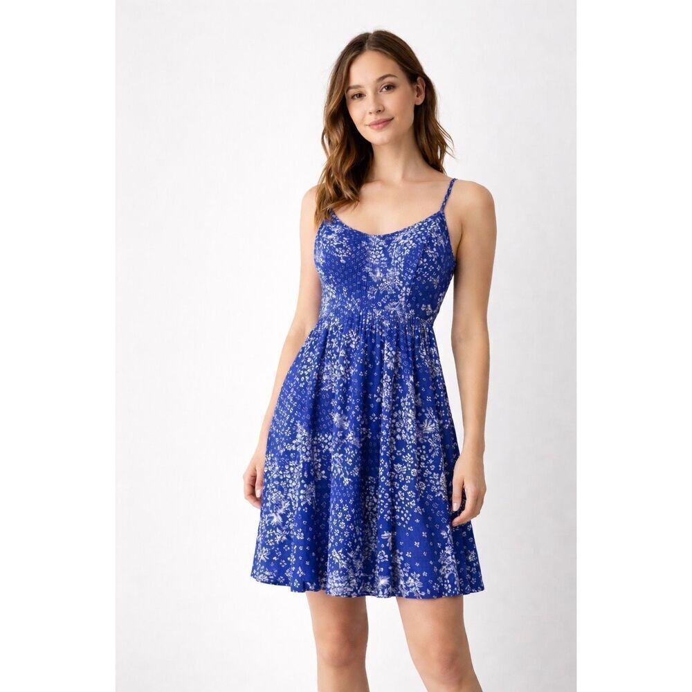 Old Navy Blue Floral Smocked Sundress XS Spaghetti Strap Mini